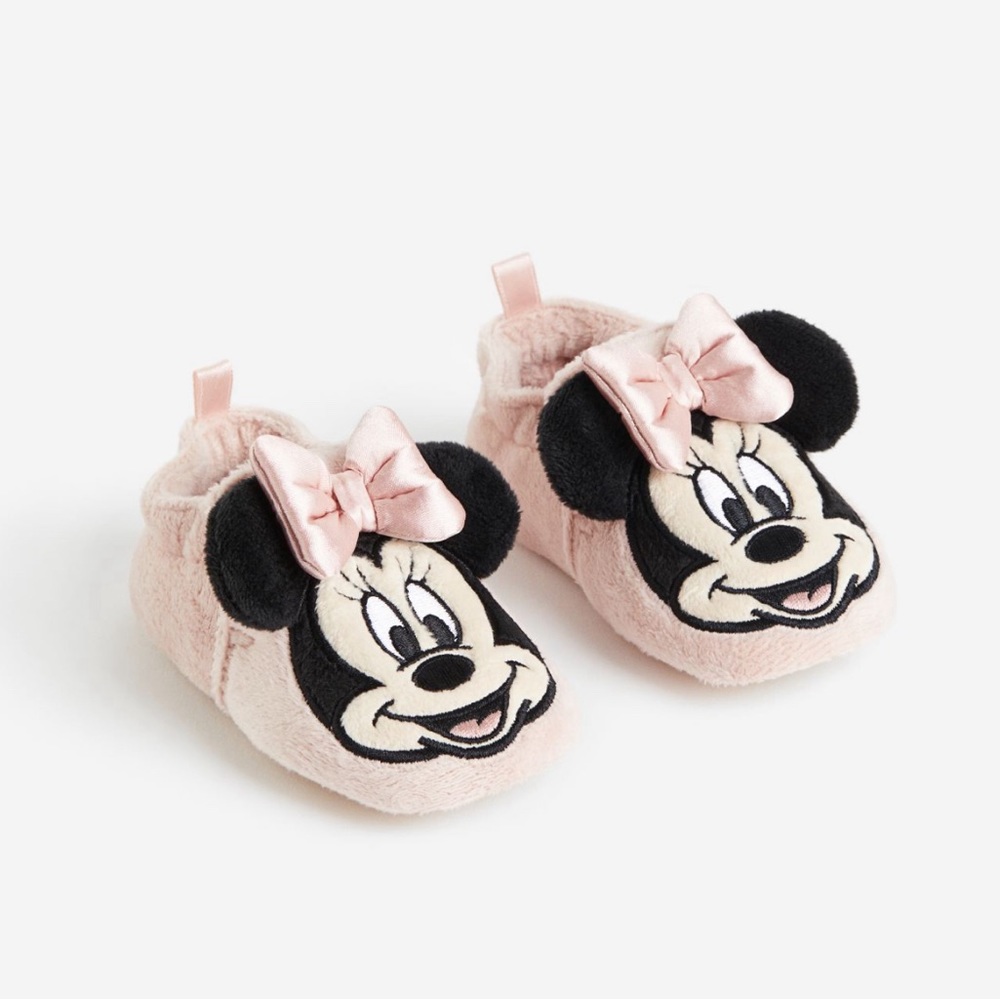 H&M Disney Baby Soft Appliqué Slippers Pink Size US 1-2/EU 16-17 NWT